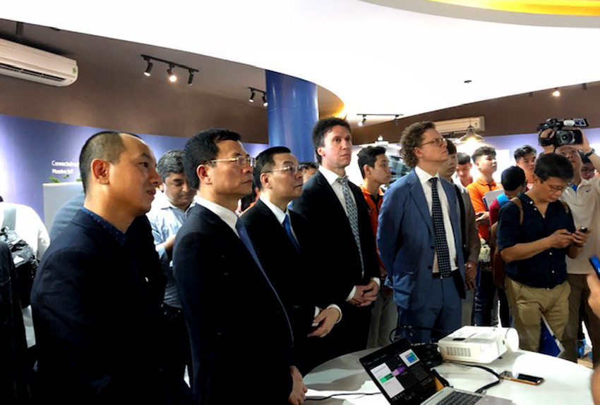 Trung tâm Đổi mới sáng tạo về IoT tại Việt Nam chính thức đi vào hoạt động - Ảnh 4.