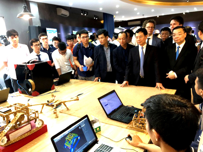Trung tâm Đổi mới sáng tạo về IoT tại Việt Nam chính thức đi vào hoạt động - Ảnh 5.