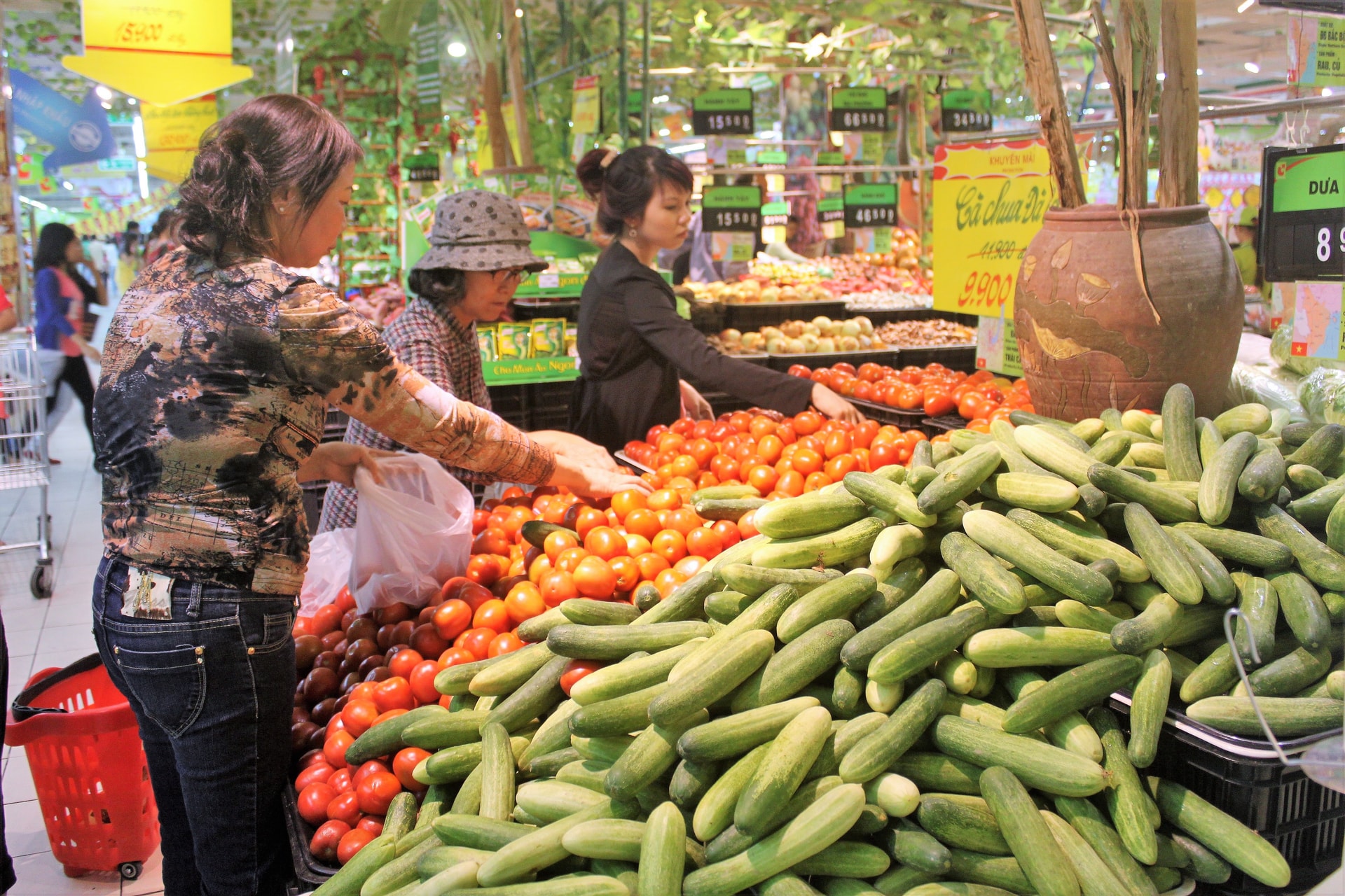 Chuẩn bị tốt nguồn cung các mặt hàng thiết yếu dịp Tết Nguyên đán 2020 - Ảnh 2.