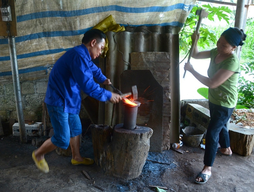 Coong keng làng rèn Phúc Sen - Ảnh 2.