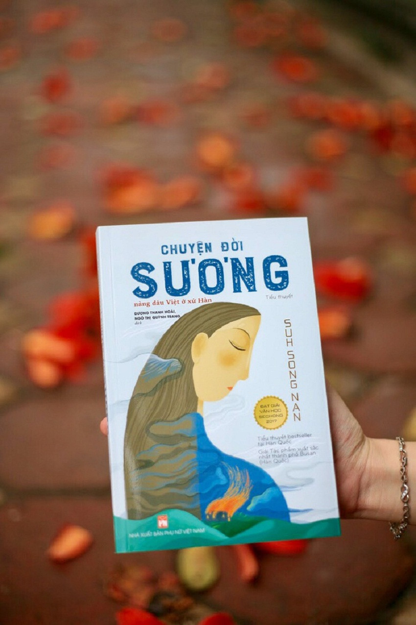 Cuốn sách cảm động về thân phận cô dâu Việt xứ Hàn - Ảnh 1.