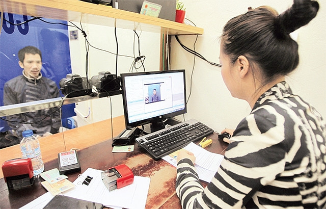 TP Hồ Chí Minh đẩy mạnh ứng dụng CNTT phục vụ người dân và doanh nghiệp - Ảnh 1.