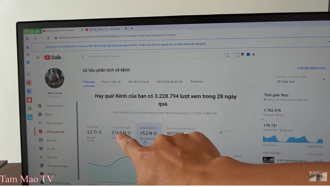 Dân tình đồn thành đại gia nhờ làm YouTube, anh em Tam Mao thật thà 