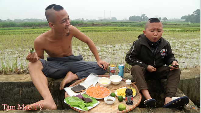 Dân tình đồn thành đại gia nhờ làm YouTube, anh em Tam Mao thật thà 
