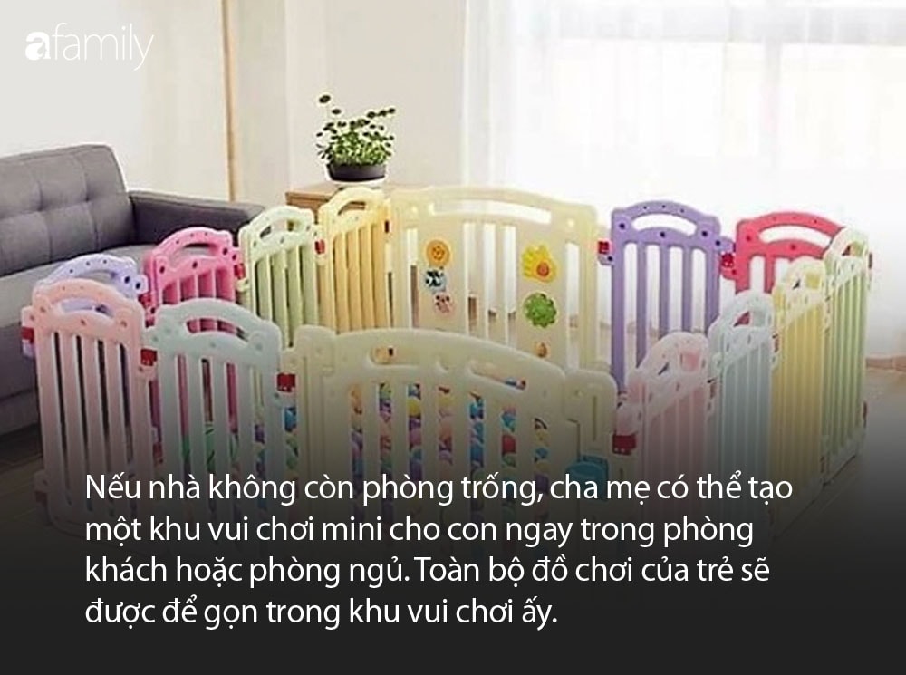 Mẹ về thấy 2 con trai đang 