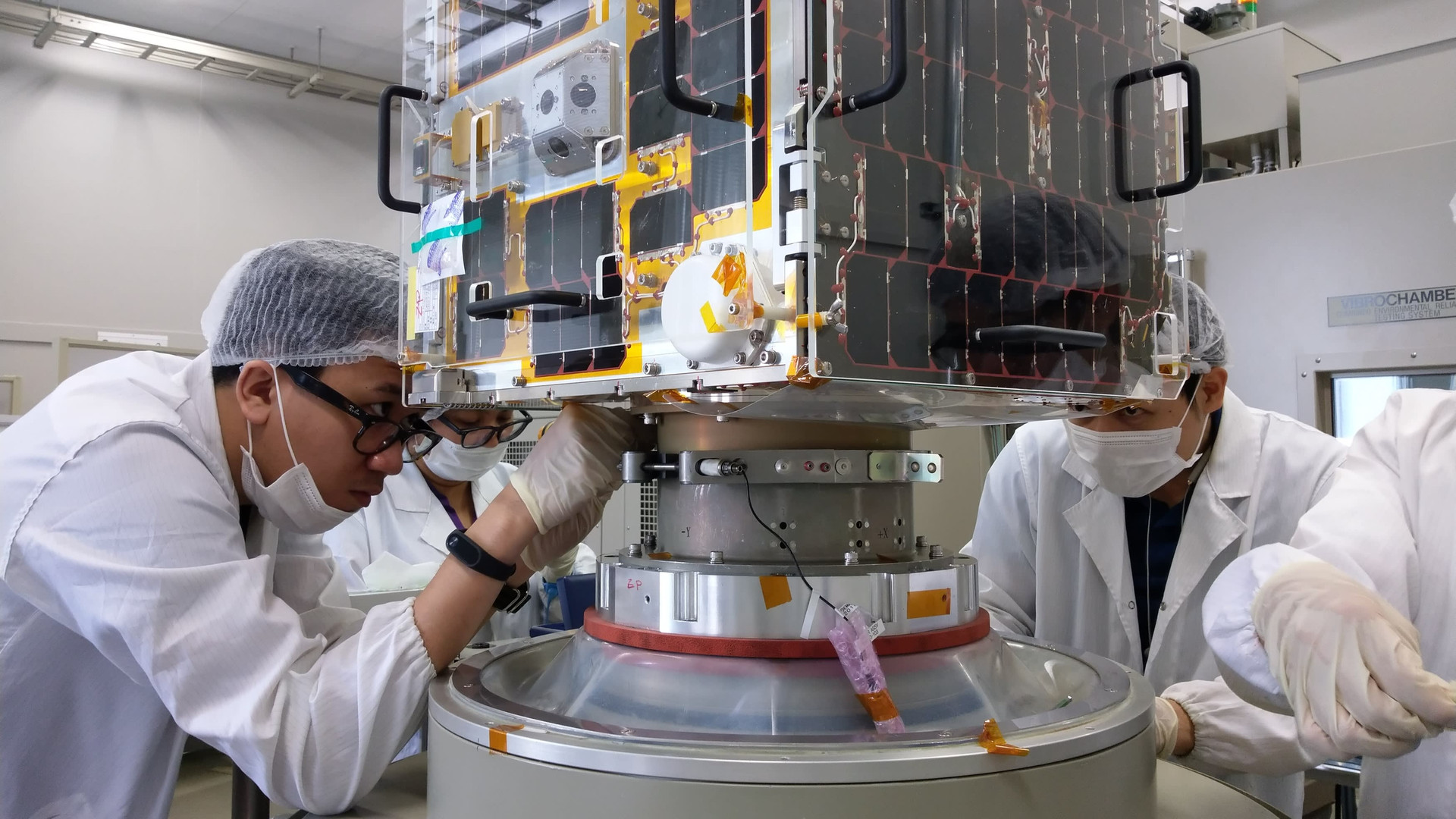 Myanmar phóng vệ tinh đầu tiên vào năm 2021 với công nghệ Nhật Bản - Ảnh 2.
