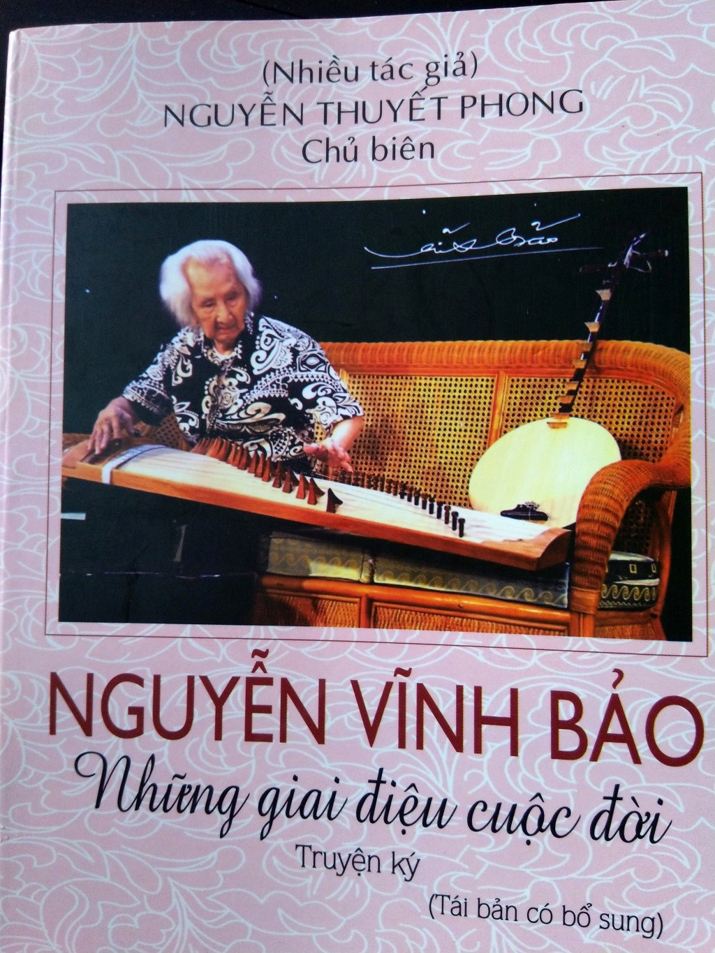 Tái bản sách 'Nguyễn Vĩnh Bảo - Những giai điệu cuộc đời' - Ảnh 1.