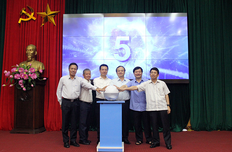 Tỉnh ủy Hưng Yên khai trương hệ thống thông tin phục vụ chỉ đạo điều hành trực tuyến - Ảnh 1.
