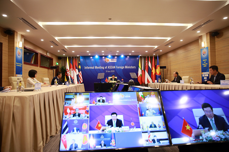 Tinh thần đoàn kết, hợp tác là nền tảng giúp ASEAN vượt qua thách thực đại dịch COVID-19 - Ảnh 2.