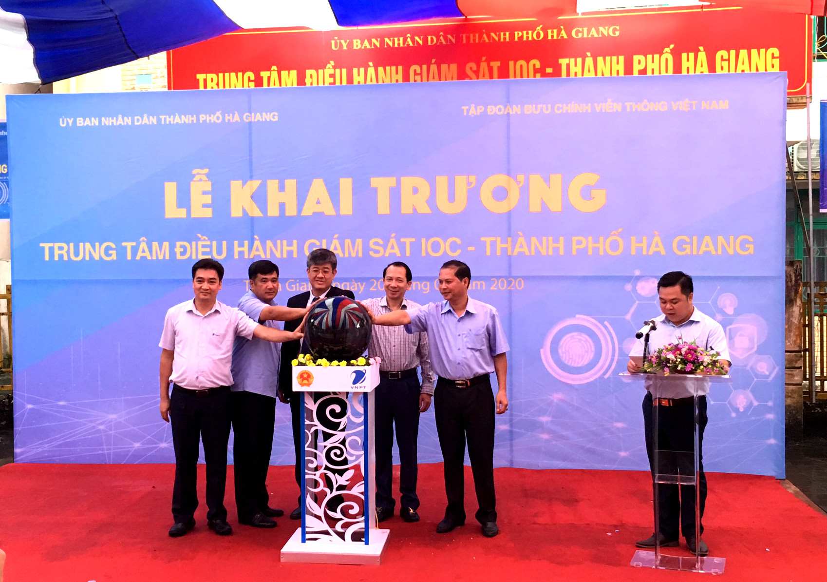 VNPT hỗ trợ Hà Giang 1,5 tỷ đồng xây dựng Trung tâm điều hành giám sát thông minh  - Ảnh 1.