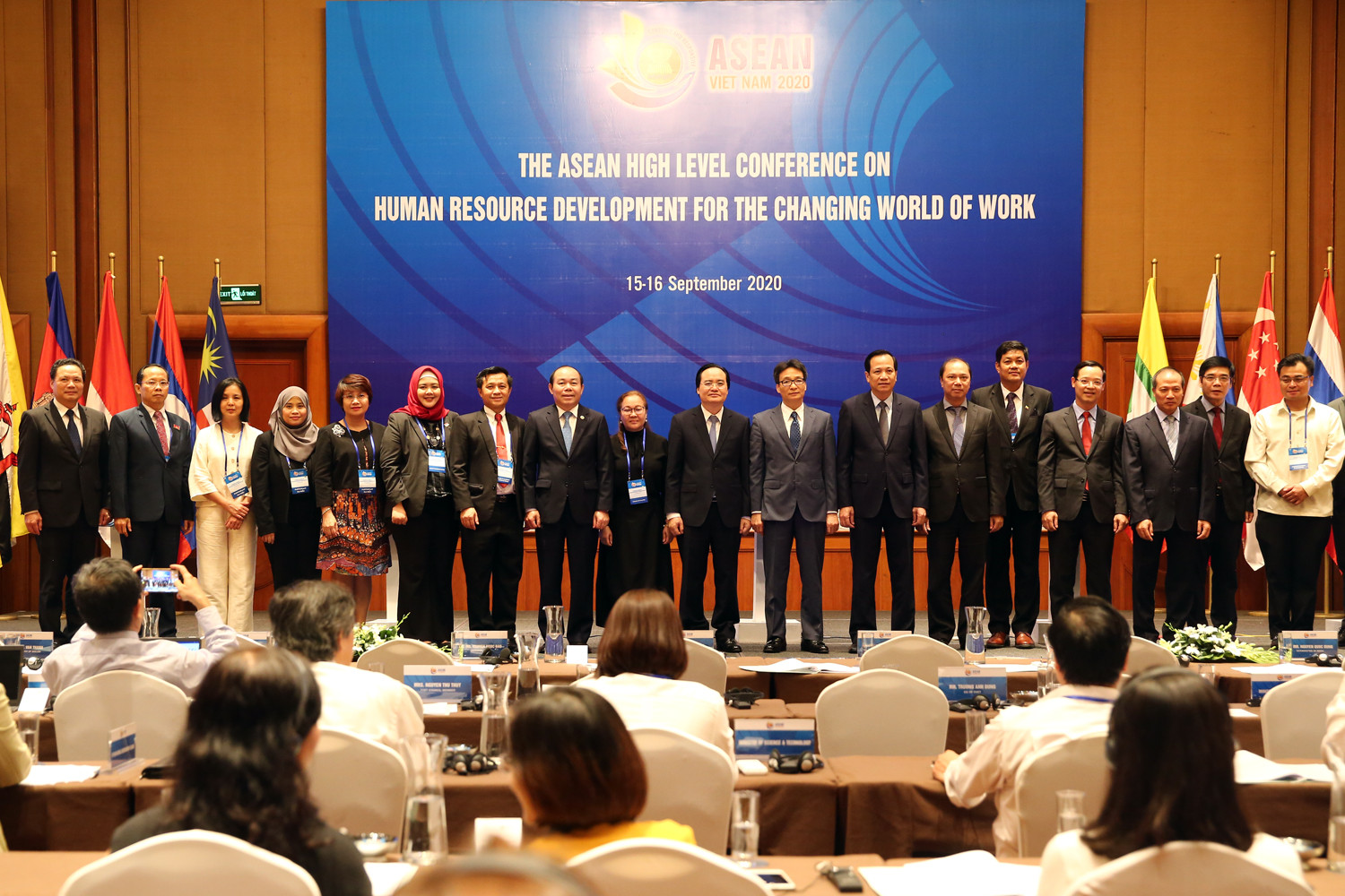 Phát triển nguồn nhân lực -  ưu tiên hàng đầu của Cộng đồng ASEAN - Ảnh 3.