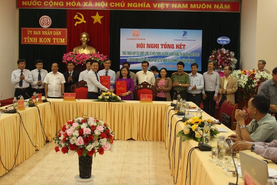 Kon Tum đẩy mạnh ứng dụng các giải pháp số trong hoạt động điều hành - Ảnh 3.