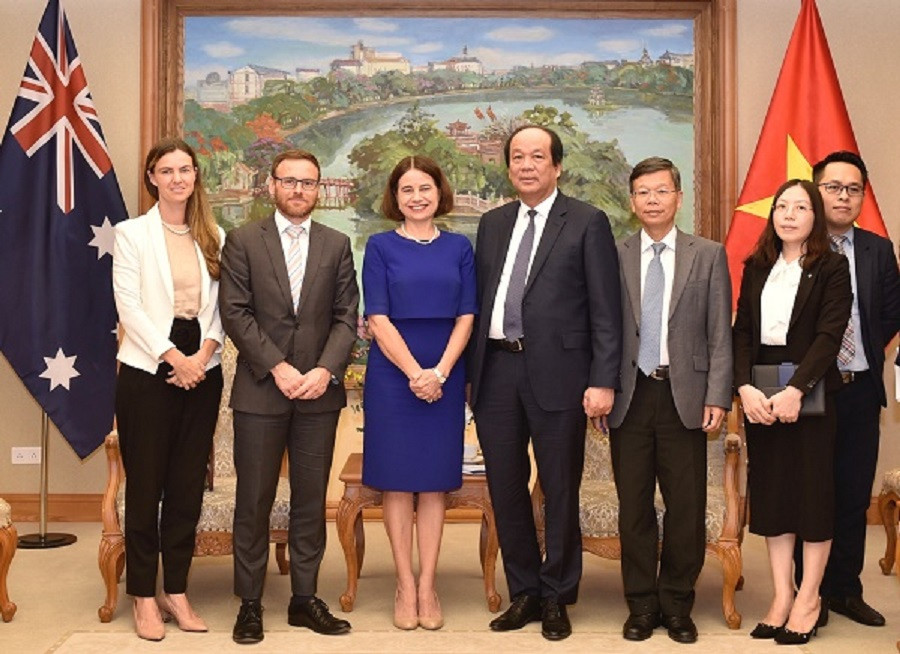 Australia sẽ tiếp tục hỗ trợ Việt Nam trong xây dựng Chính phủ điện tử - Ảnh 2.