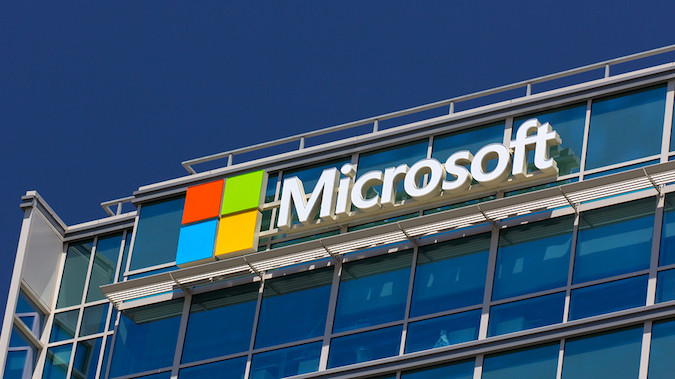 Microsoft đã trả hơn  374.000 USD cho các lỗ hổng Azure Sphere - Ảnh 1.