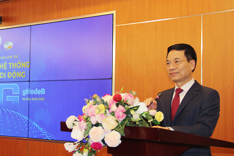 Toàn văn phát biểu của Bộ trưởng Nguyễn Mạnh Hùng tại Lễ ký kết hợp tác 5G giữa Viettel và Vingroup - Ảnh 1.