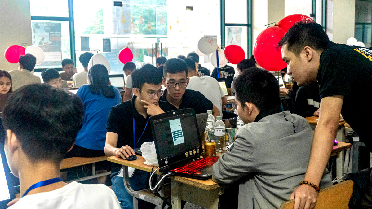 Chùm ảnh Vòng sơ khảo sôi nổi của cuộc thi sinh viên với ATTT ASEAN 2020 - Ảnh 9.