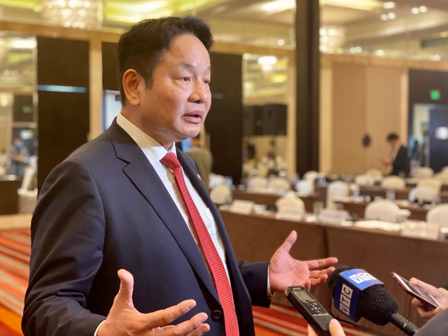 Chủ tịch FPT Trương Gia Bình: Chuyển đổi số đang đóng vai trò kiến tạo nên trạng thái bình thường mới - Ảnh 2.