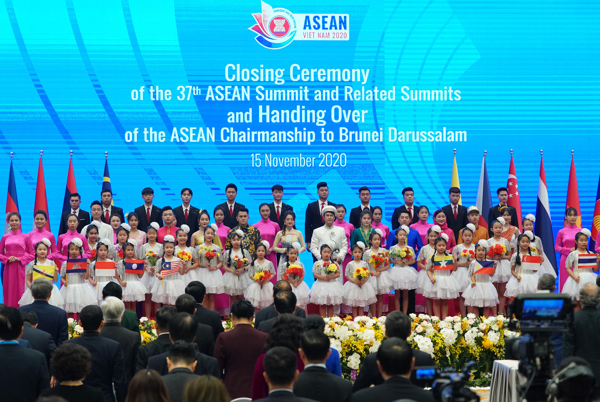 Hội nghị ASEAN lần thứ 37: Nơi hội tụ sức mạnh đoàn kết, thích ứng, tương tác cao - Ảnh 2.