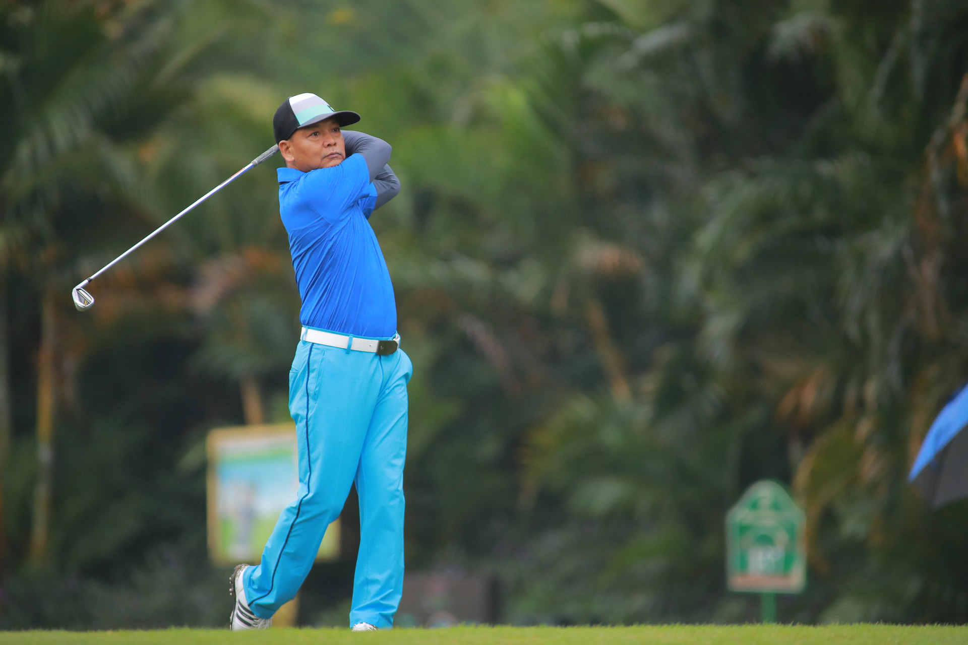 Golfer Lê Thị Thanh Hà vô địch giải golf Kỷ niệm 25 năm ra trường K33 NEU - Ảnh 8.