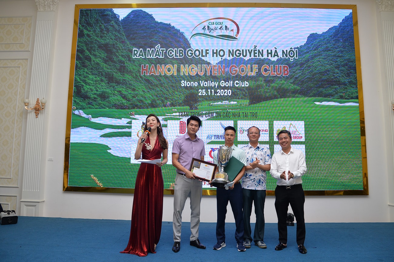 Golfer Nguyễn Bá Thuân vô địch giải golf ra mắt CLB Họ Nguyễn Hà Nội - Ảnh 2.