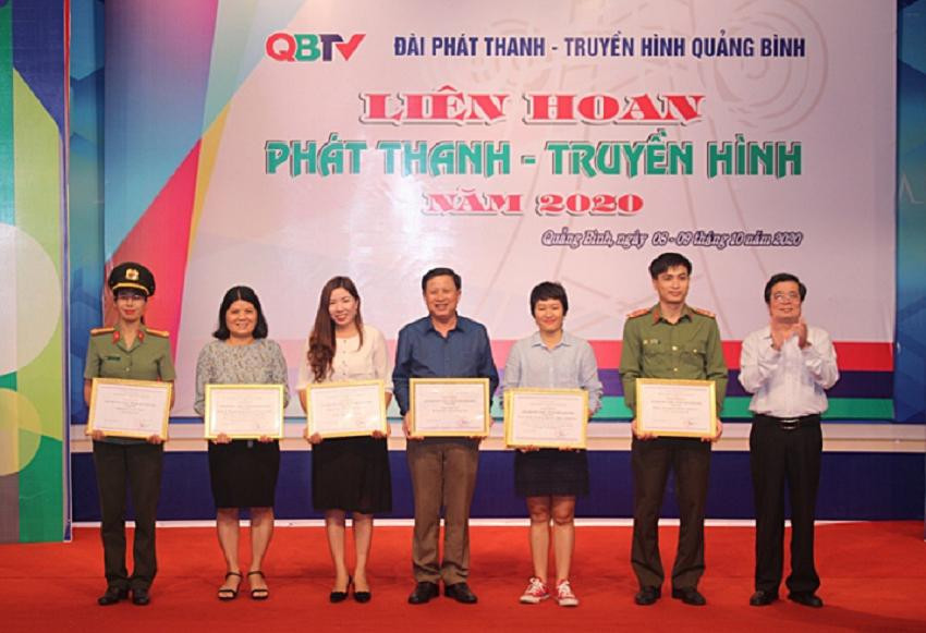 Đài Phát thanh – Truyền hình tỉnh Quảng Bình tổ chức bế mạc và trao giải Liên hoan Phát thanh, truyền hình tỉnh Quảng Bình năm 2020 - Ảnh 1.