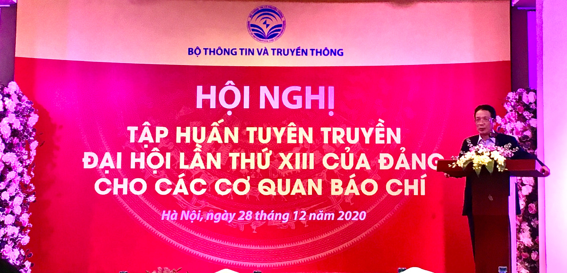 Giữa thế kỷ XXI Việt Nam trở thành một nước phát triển, theo định hướng XHCN - Ảnh 1.
