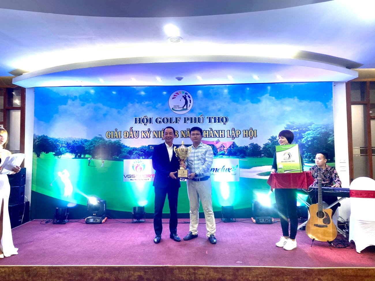 Golfer Nguyễn Trung Đức vô địch giải golf Kỷ niệm 8 năm thành lập Hội golf Phú Thọ - Ảnh 1.
