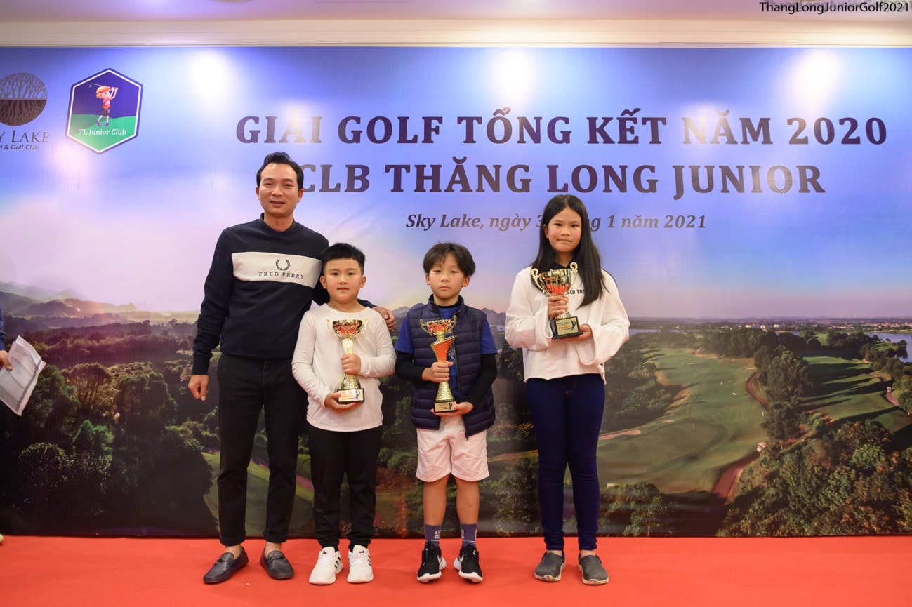 Golfer Nguyễn Bảo Long giành cúp vô địch giải golf Tổng kết năm 2020 CLB Thăng Long Junior - Ảnh 3.