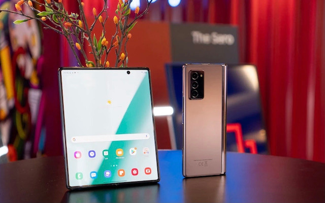 Galaxy Z Fold2 5G được cập nhật phần mềm để kết nối 5G tại Việt Nam - Ảnh 1.