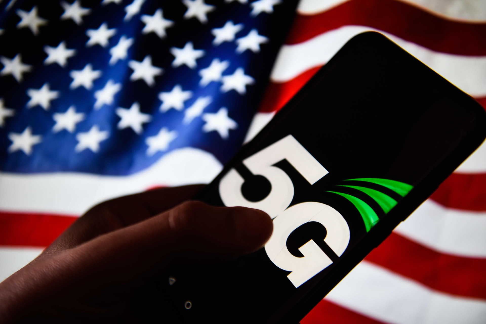Mỹ hoàn thành đấu giá băng tần C cho 5G đạt trị giá cao nhất trong lịch sử - Ảnh 1.
