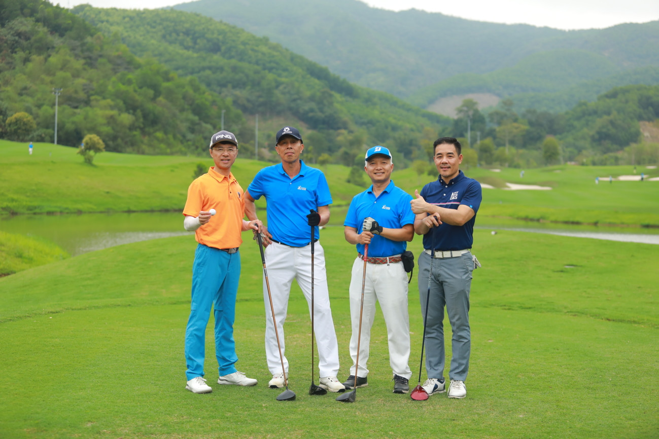 Golfer Đỗ Trung Hòa giành chức vô địch giải Outing Quý 1 CLB Doanh nghiệp Trẻ Hà Nội - Ảnh 3.