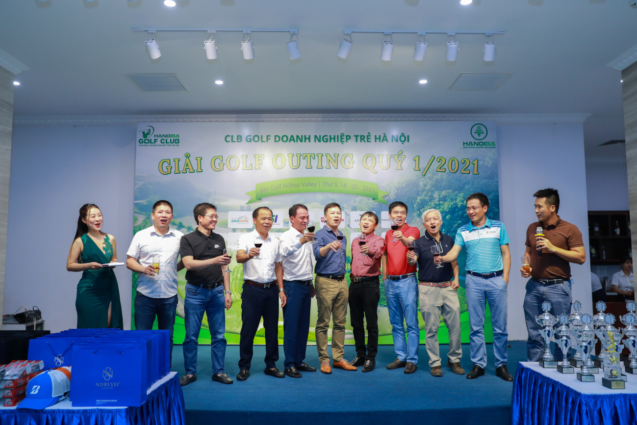 Golfer Đỗ Trung Hòa giành chức vô địch giải Outing Quý 1 CLB Doanh nghiệp Trẻ Hà Nội - Ảnh 6.