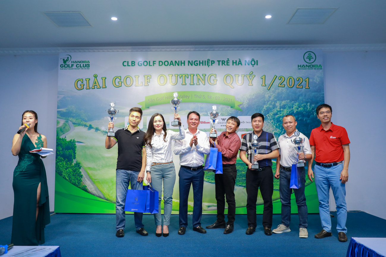 Golfer Đỗ Trung Hòa giành chức vô địch giải Outing Quý 1 CLB Doanh nghiệp Trẻ Hà Nội - Ảnh 4.