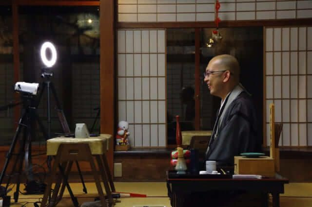 Ngồi thiền trực tuyến – hướng đi mới của các chùa ở Nhật - Ảnh 1.