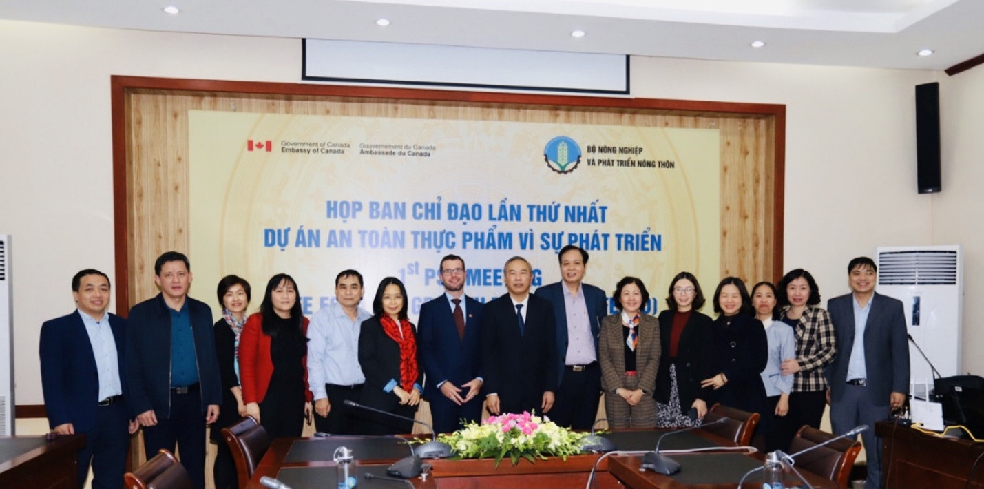 Canada hỗ trợ Việt Nam thực hiện nâng cao an toàn thực phẩm - Ảnh 1.