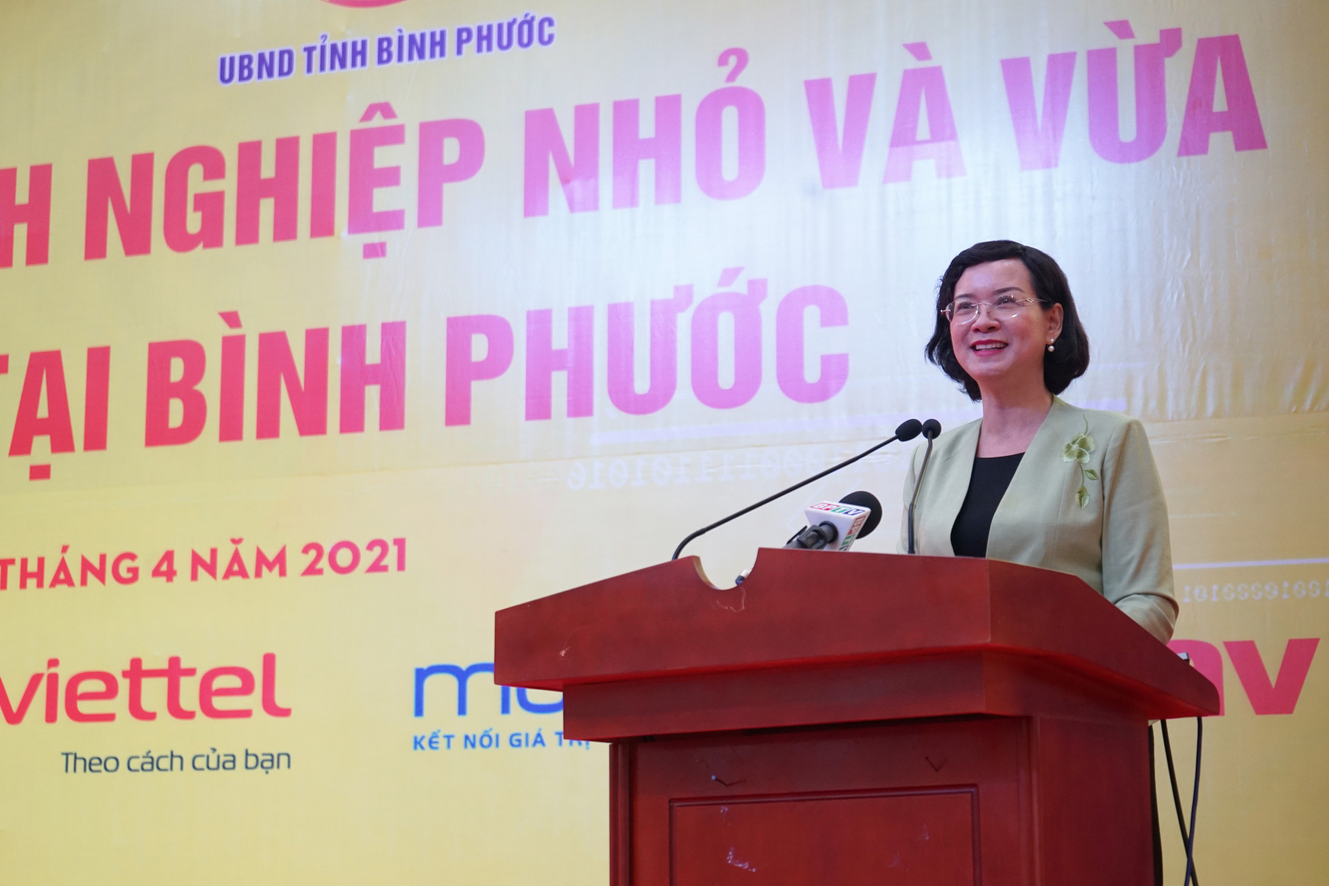 Tạo khát vọng sử dụng công nghệ để phát triển kinh tế số tại tỉnh Bình Phước - Ảnh 1.