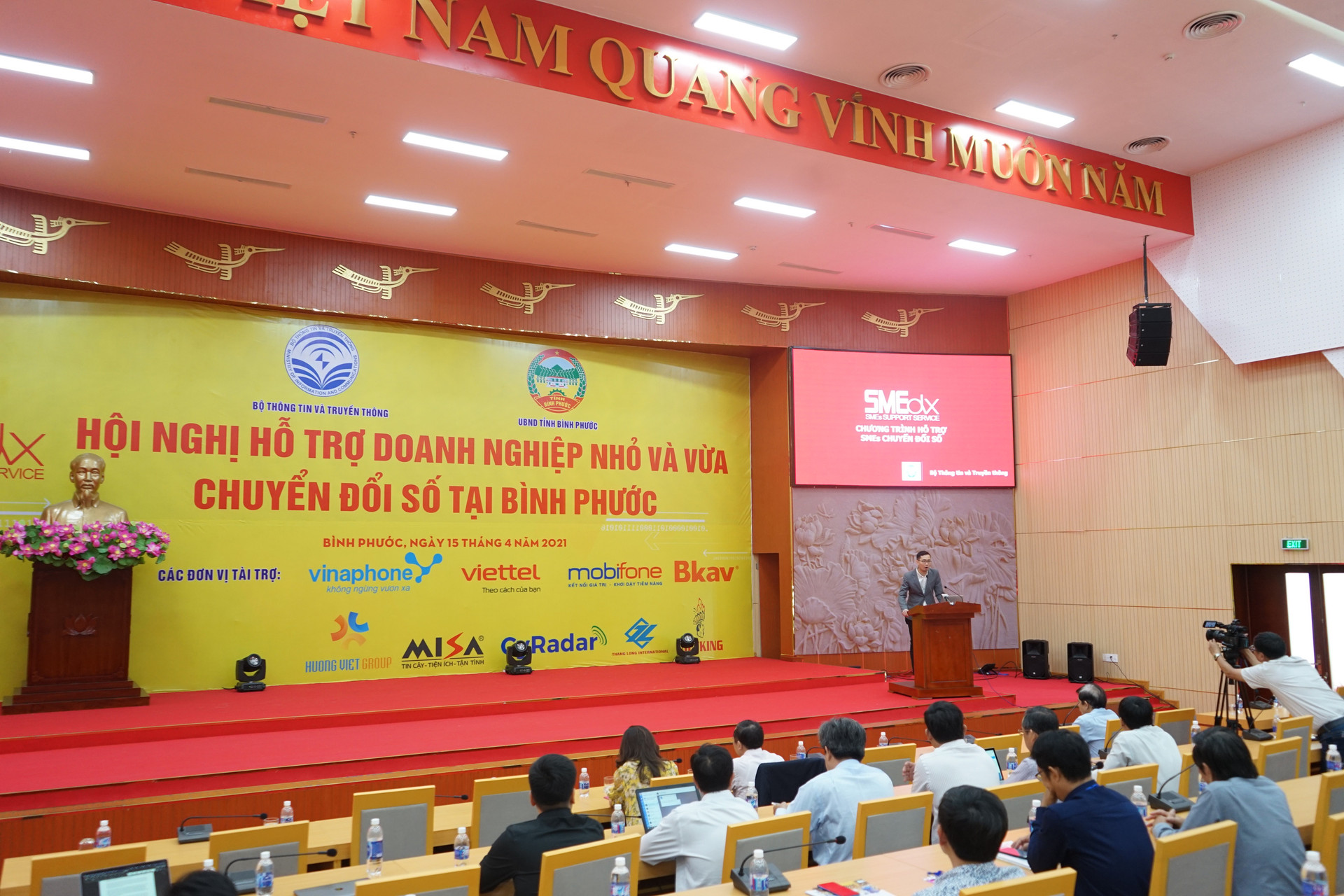 Tạo khát vọng sử dụng công nghệ để phát triển kinh tế số tại tỉnh Bình Phước - Ảnh 3.