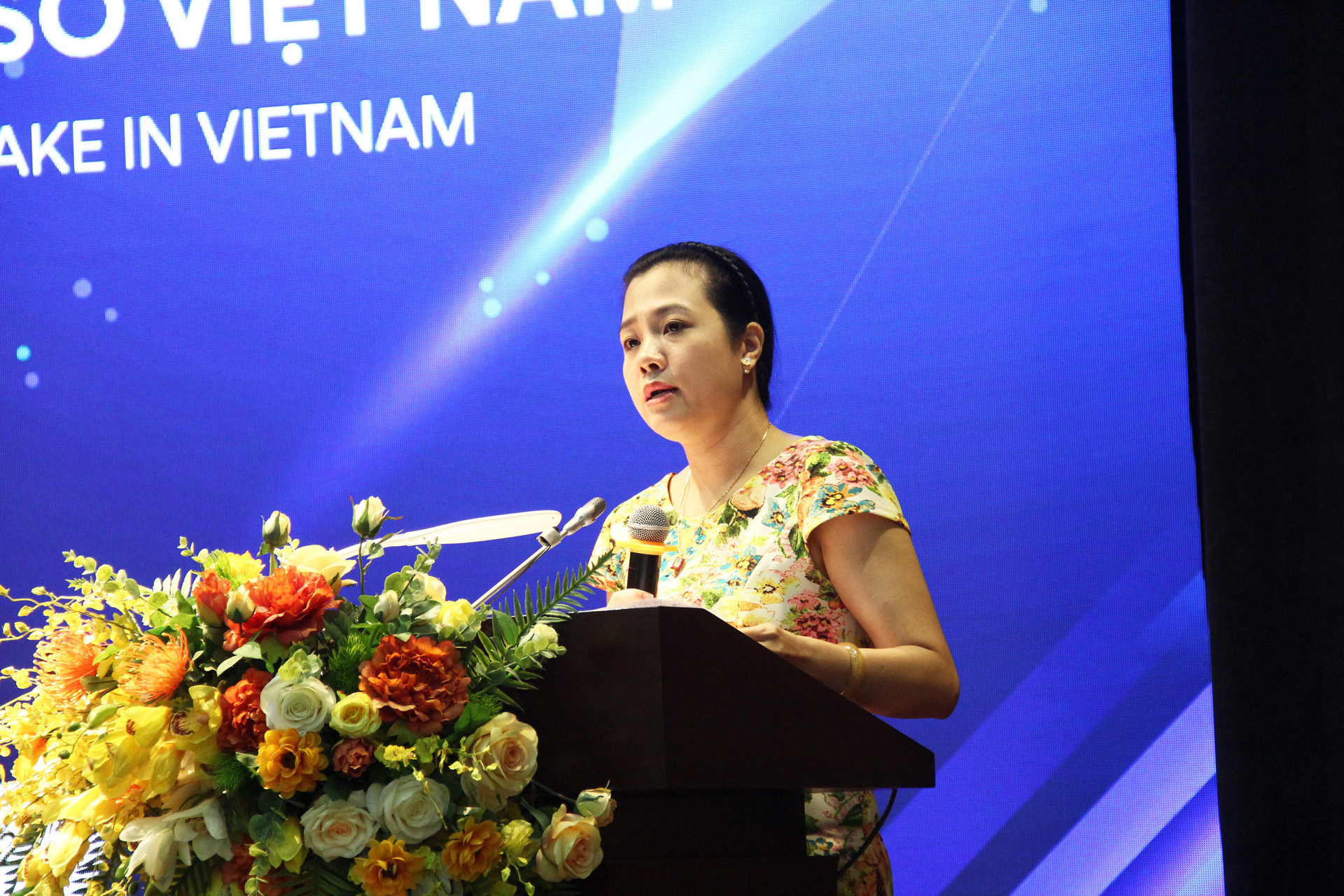 Bà Trần Thị Quốc Hiền, Phó Cục trưởng Cục Tin học hóa hi vọng nền tảng CCOL sẽ tiếp tục phát triển sản phẩm để có thể giúp cơ quan nhà nước tháo gỡ được các nút thắt chính sách.
