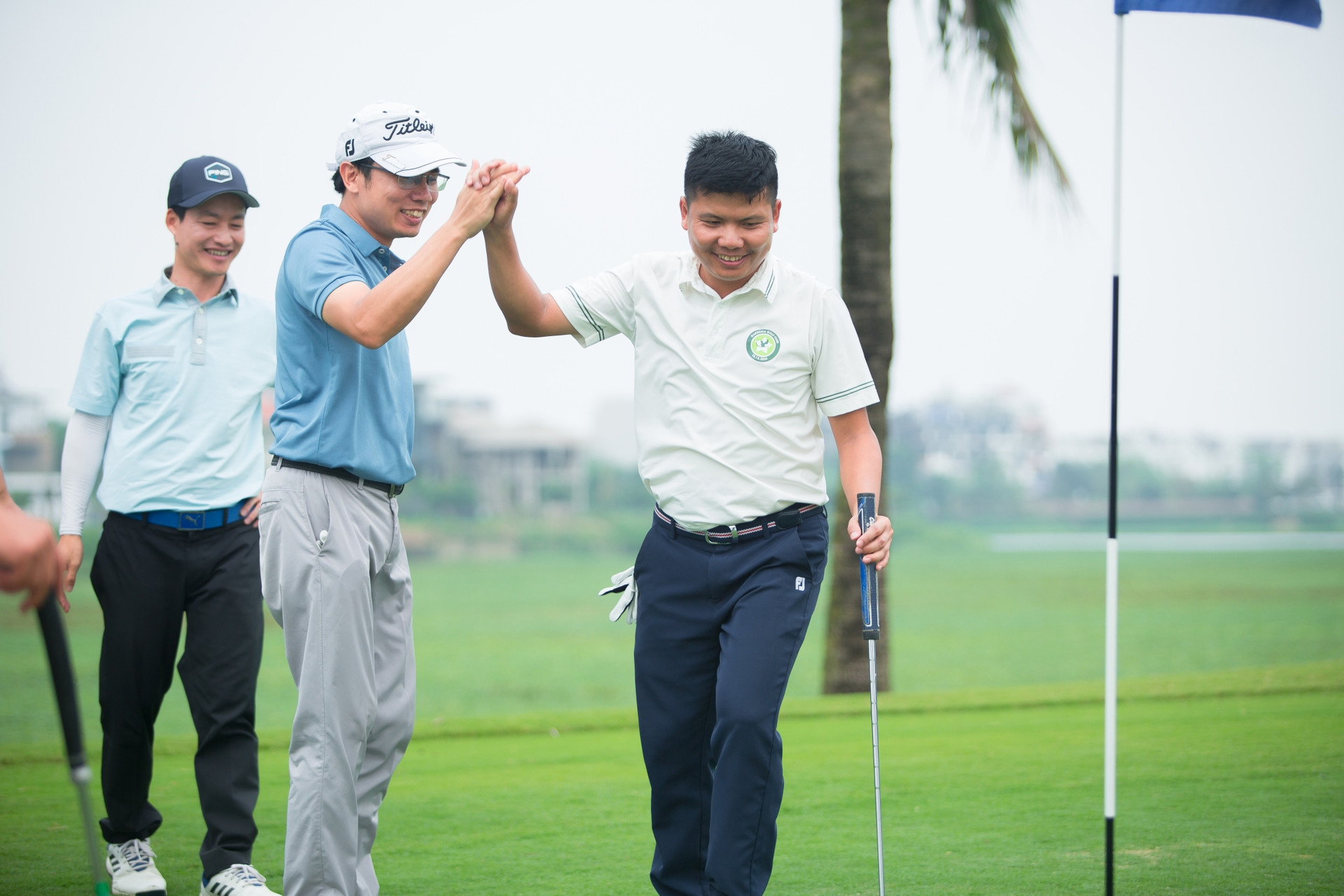 Golfer Ngô Đình Diệm ghi Eagle trong giải golf của CLB Vinhomes Gardenia - Ảnh 9.
