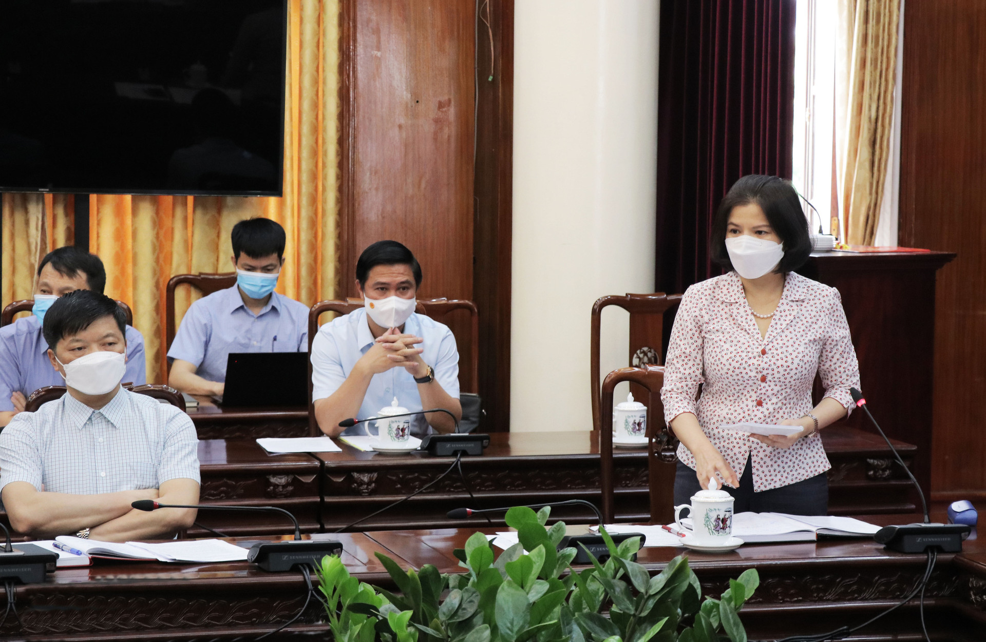 Bắc Ninh:Tổ chức Hội nghị mở rộng bàn giải pháp phòng chống dịch covid-19 - Ảnh 2.