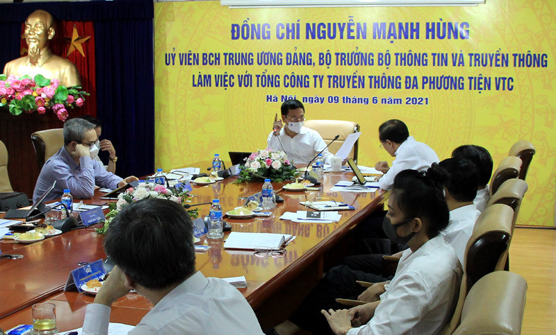 Bộ trưởng Nguyễn Mạnh Hùng: VTC đã hết một vòng quay, cần tái sinh để trường tồn - Ảnh 1.