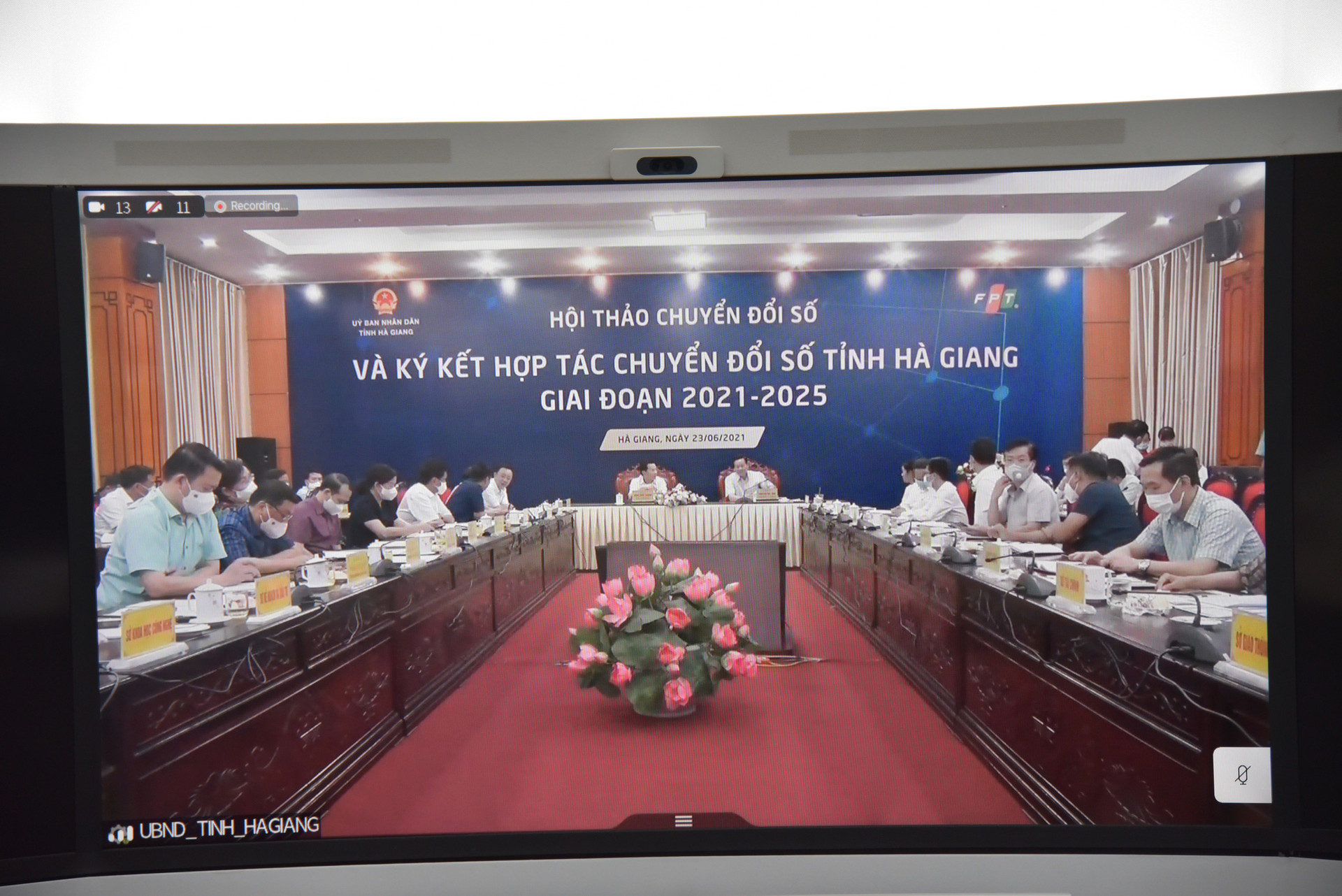 FPT muốn đưa Hà Giang trở thành tỉnh đi đầu về chuyển đổi số vào năm 202 - Ảnh 3.