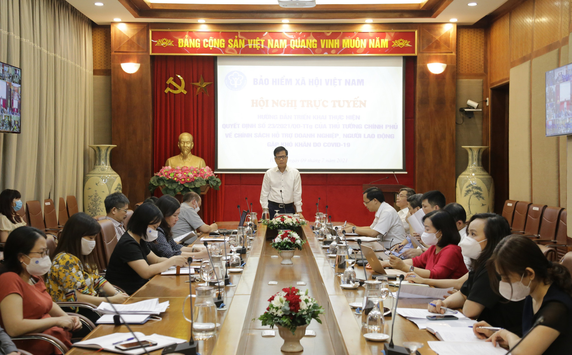 BHXH Việt Nam: Triển khai nhiều giải pháp quyết liệt cụ thể hoá Nghị quyết số 68/NQ-CP - Ảnh 1.