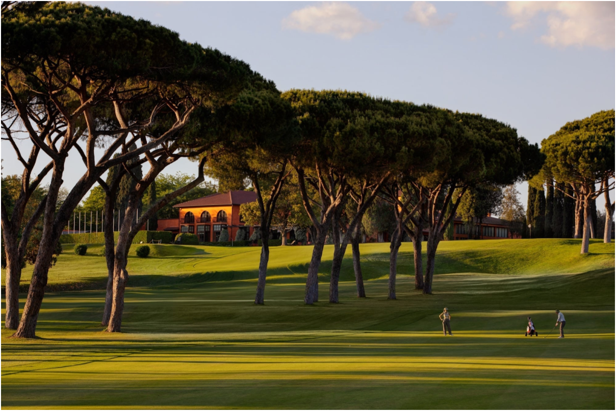 Nước Ý - Một mảnh nhỏ của thiên đàng Golf trên trái đất - Ảnh 1.