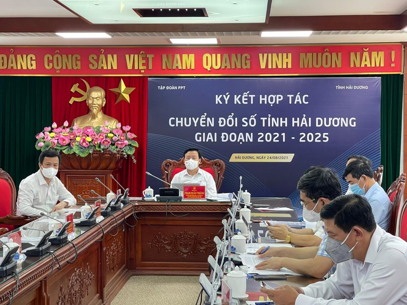 Hải Dương ký kết Thoả thuận hợp tác chuyển đổi số giai đoạn 2021 – 2025 với Tập đoàn FPT ảnh 1