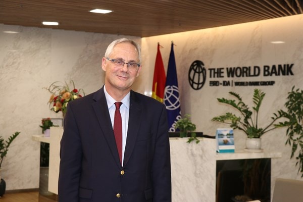 Ông Jacques Morisset, chuyên gia kinh tế trưởng của World Bank