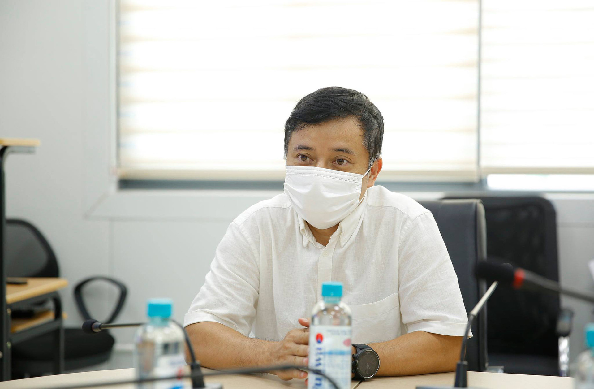 CMC tặng máy tính và máy chủ cho Bệnh viện Đại học Y Hà Nội - Ảnh 2.