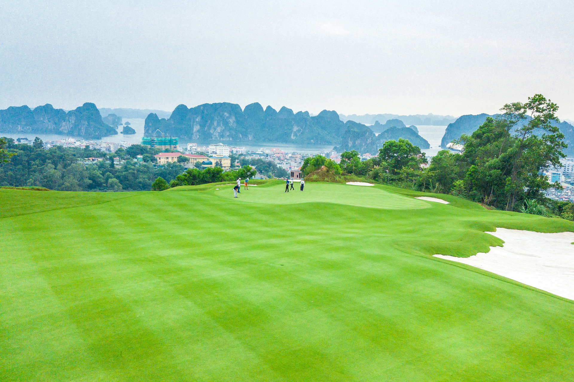 Hội golf Quảng Ninh tổ chức giải đấu chào mừng ngày thành lập tỉnh - Ảnh 1.