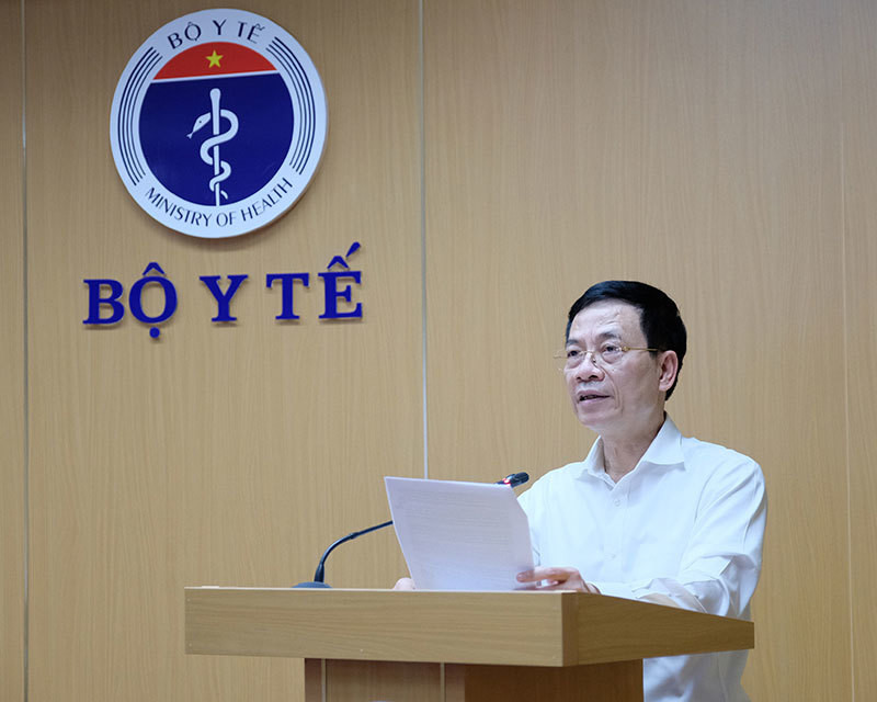 Bộ trưởng Nguyễn Mạnh Hùng: 'Ứng dụng công nghệ phòng chống dịch không thể nửa vời' - Ảnh 5.