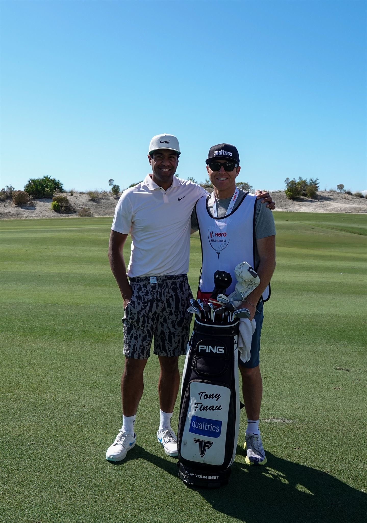 Tony Finau đồng hành cùng caddie là tỷ phú tại Hero World Challenge - Ảnh 3.